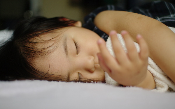 子供の枕はいつから必要？「枕外来」の医師が明快解答！