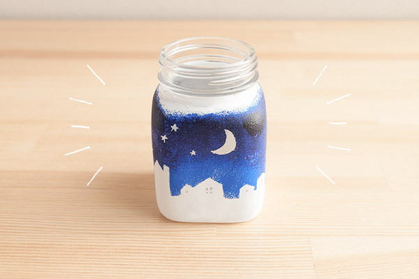 ゆらめく光にうっとり！　子どもとつくるクリスマスのキャンドルホルダー【おうちで季節イベント お手軽アートレシピ Vol.26】