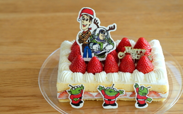 鶏の丸焼きに手作りケーキ！　料理自慢ママリーダーズのおうちクリスマス鉄板レシピ