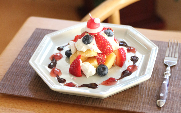 鶏の丸焼きに手作りケーキ！　料理自慢ママリーダーズのおうちクリスマス鉄板レシピ