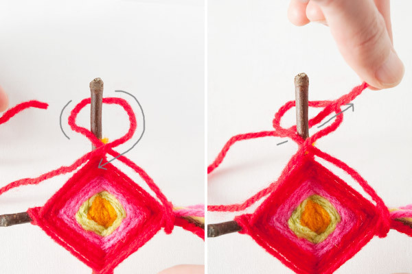 少ないスペースでも楽しめる！　ウォールツリーと毛糸のオーナメント【おうちで季節イベント お手軽アートレシピ Vol.27】