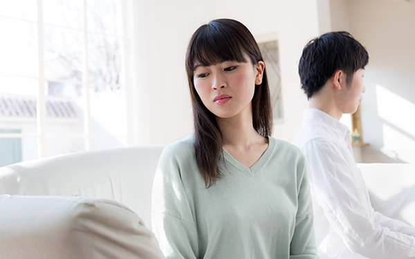 妻が怖いのは夫が悪い？ 飲み会・子育て・時間の使い方にイライラする