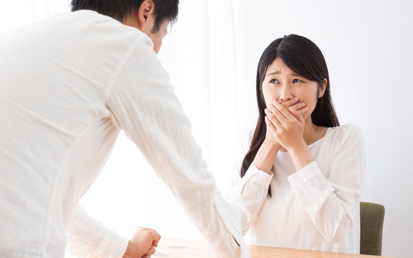 妻が怖いのは夫が悪い？ 飲み会・子育て・時間の使い方にイライラする