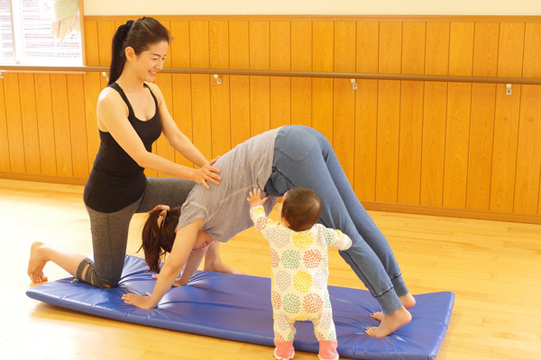 産後ダイエットや腰痛・肩こりに！ 中村先生直伝の「ながら体操」とは？ 【おしりリセットダイエットvol2】