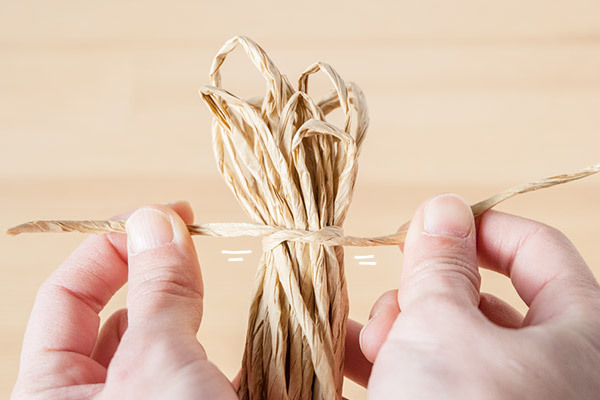 紙をくしゃくしゃ楽しく作れる！　おりがみ&紙ひものしめ縄リース【おうちで季節イベント お手軽アートレシピ Vol.28】