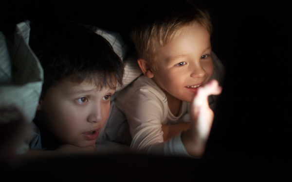 夜更かしストップ！　年末年始「子どもの生活サイクル」キープ術