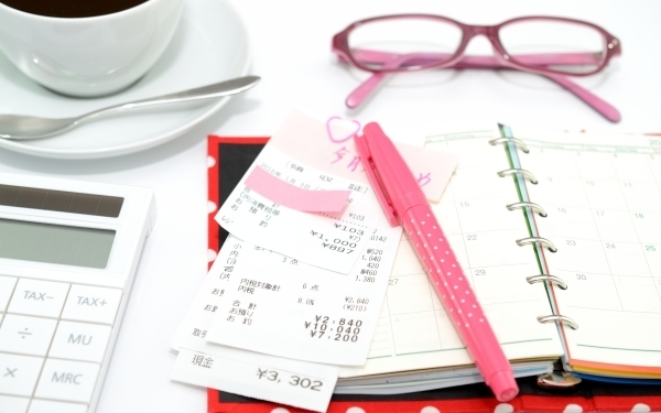 だからお金が貯まらない？　家計簿をつけている人は意外に少なかった【パパママの本音調査】  Vol.208