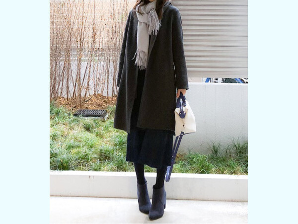 品よく仕上がる！ 万能カラー「ネイビー」で大人レディな着こなし術【ユニクロ大人コーデ～アメブロ30代ファッション1位 Hanaさん ～ Vol.18】