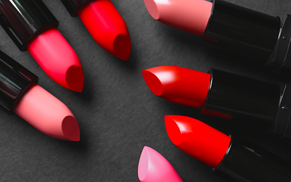 冬ドラマ、ママがハマる大本命は？　松潤、吉岡里帆…壮絶な過去を持つ主人公がいっぱい