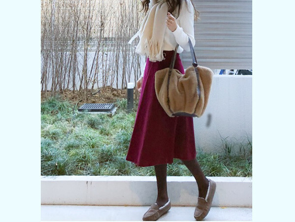 ユニクロ「キレイ色スカート」で印象が変わる！ 視線集める華やかコーデ術【ユニクロ大人コーデ～アメブロ30代ファッション1位 Hanaさん ～ Vol.19】