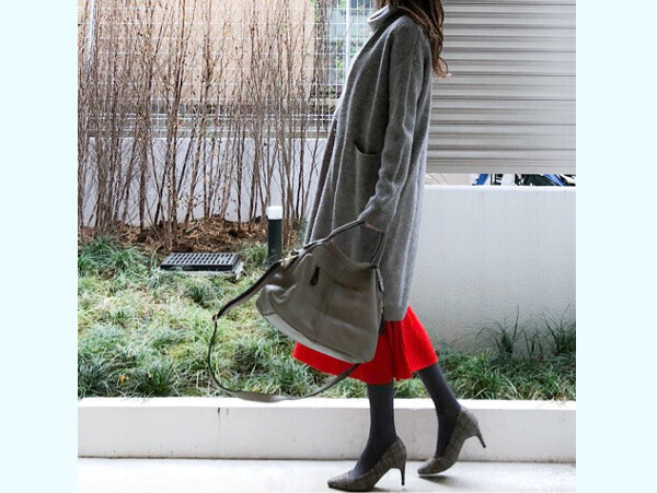 ユニクロ「キレイ色スカート」で印象が変わる！ 視線集める華やかコーデ術【ユニクロ大人コーデ～アメブロ30代ファッション1位 Hanaさん ～ Vol.19】