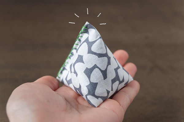 冷え性ママにも効果あり⁉　作ってびっくり多機能なおしゃれお手玉【昔ながらが”今”楽しい！レトロアートレシピ Vol.3】