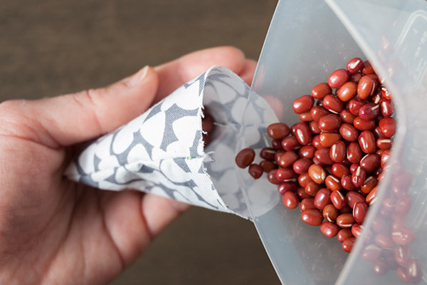 冷え性ママにも効果あり⁉　作ってびっくり多機能なおしゃれお手玉【昔ながらが”今”楽しい！レトロアートレシピ Vol.3】