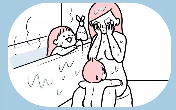 子ども2人のお風呂の入れ方！ 母1人で 「洗う～服を着せる」をこなすコツ【モチコの親バカ＆ツッコミ育児 第26話】