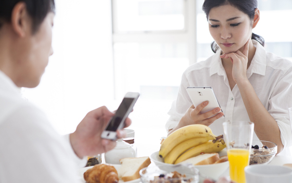 夫との家事分担に不満はない？ 「名前のない家事」にモヤモヤするワケ