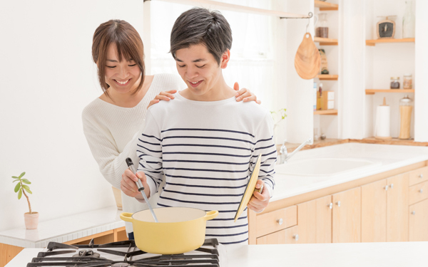 夫との家事分担に不満はない？ 「名前のない家事」にモヤモヤするワケ