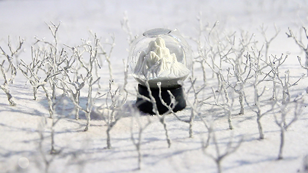 祈りこめた震災作品も。「自分を見失わない居場所はきっとある」村田朋泰の世界