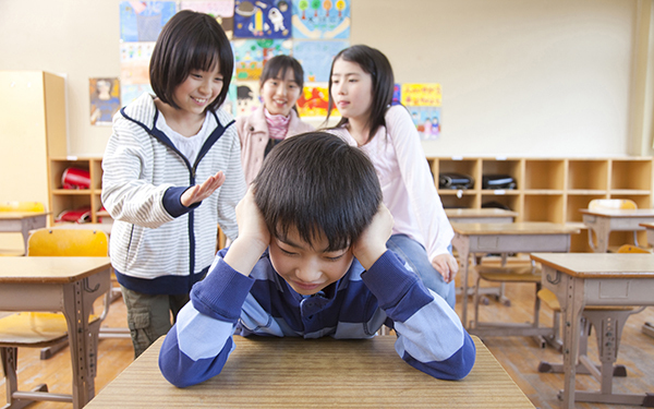 子供の悩みに親はどこまで介入する？ その線引きと解決法とは