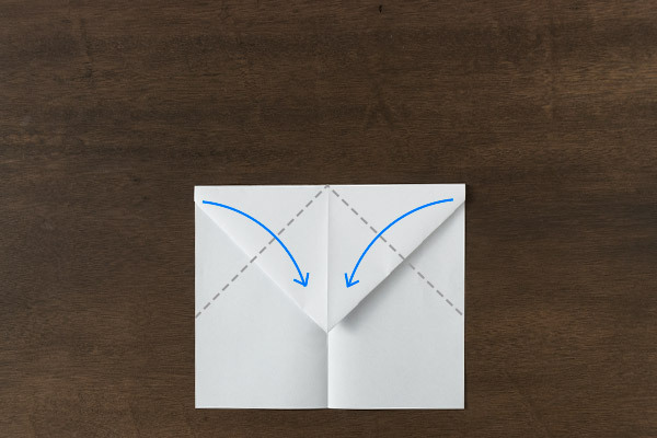 生きているみたい！　どこまでも飛んでいくアクロバット紙飛行機【昔ながらが”今”楽しい！レトロアートレシピ Vol.4】