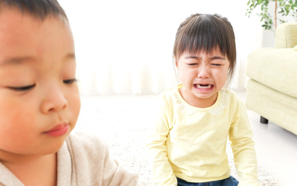 末子はどんな性格？甘え上手でなぜか厳しくできない【“生まれ順”で子育てまるわかり！  第3回】