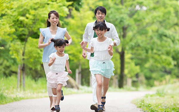 【医師監修】子どもの近視進行には“太陽”が関係していた！「あなたの子どもの目大丈夫？2」