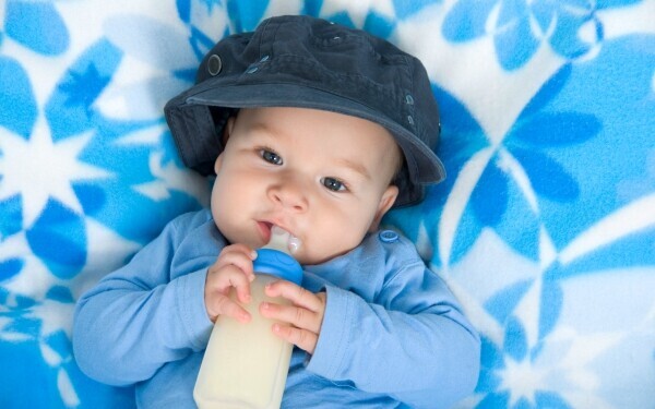 災害にも普段使いにも　乳児用液体ミルクが解禁されたら使う？【パパママの本音調査】  Vol.244