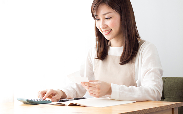 家計簿に書くのはたったこれだけ。挫折しない「手抜き」家計簿【「崖っぷち家計」脱出法 Vol.5】