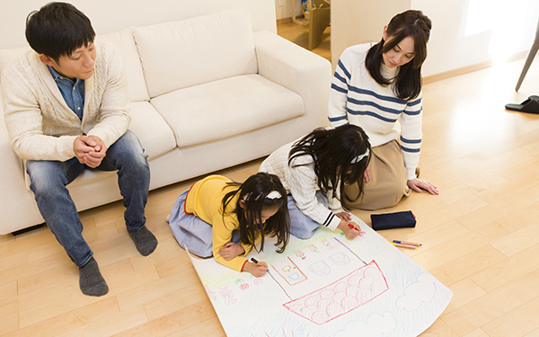 転勤族の妻は仕事を諦めるべき？ 単身赴任のメリットデメリットも