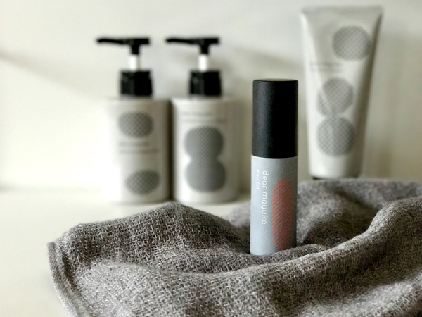 パサつき・抜け毛など、産後ママの「髪のお悩み」は根本からケア！  気分も上がるヘアケアアイテム 3選