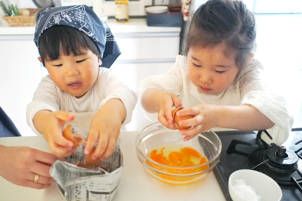 2歳から作れる「簡単ちらし寿司」のレシピ （親子の分担リスト付き）【子どもに料理を教えたい！  Vol.2】