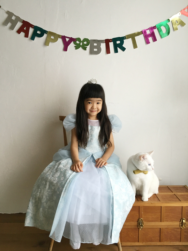 【いぬねこ うちのこ。】小春ちゃん（6歳）と素生くん（1歳）と猫の碧夫（推定4歳）／カラキカナエさん