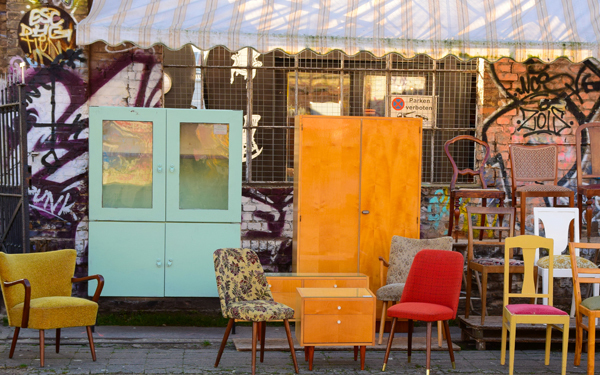 「ご近所SNS」はママの孤立を防げるか。保育園、子連れOKレストラン情報は？