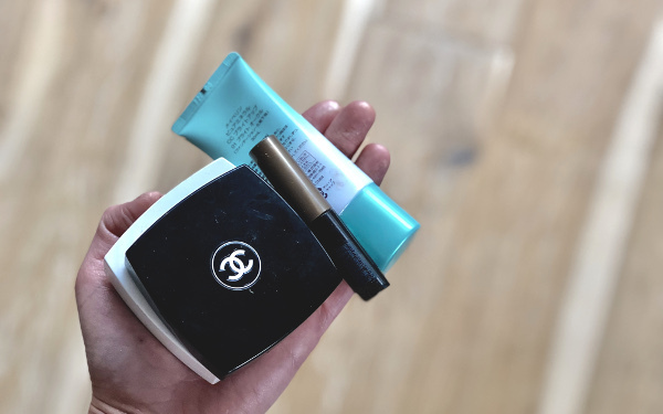 5分で時短メイクを終わらせる！ 綺麗なママの「時短美容術10ケ条」とテクニック