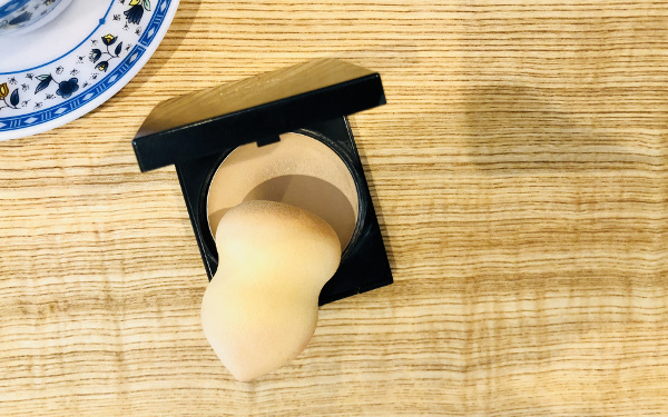 5分で時短メイクを終わらせる！ 綺麗なママの「時短美容術10ケ条」とテクニック