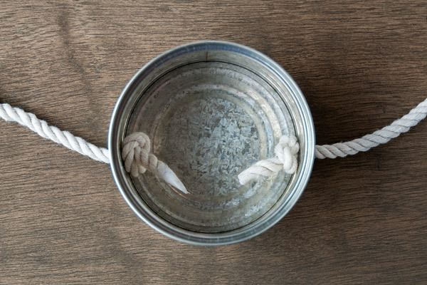 バランス感覚と自信を育てる！　昔なつかし缶ぽっくり【昔ながらが”今”楽しい！レトロアートレシピ Vol.7】