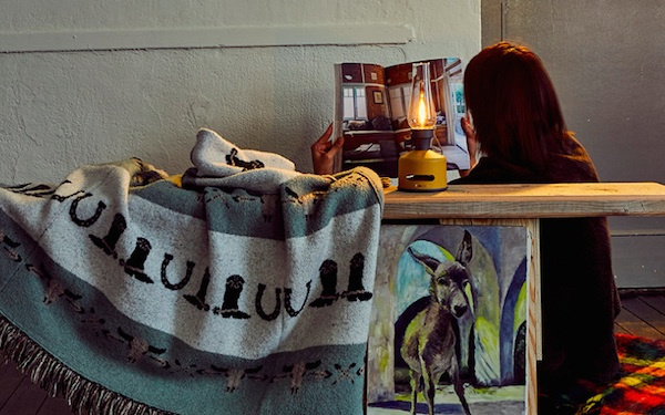 家の中でも使えるオシャレなアウトドアグッズって？