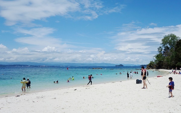 親子で一生の思い出づくり！ マレーシア・コタキナバルでビーチ＆ジャングル体験