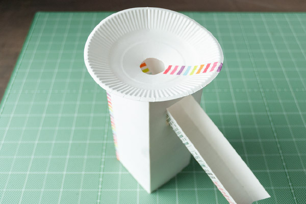 ビー玉コースターの簡単な作り方。雨の日の家遊びにも【昔ながらが”今”楽しい！レトロアートレシピ Vol.8】