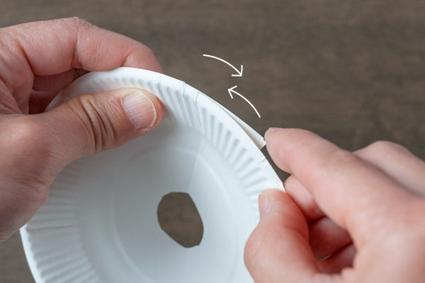 ビー玉コースターの簡単な作り方。雨の日の家遊びにも【昔ながらが”今”楽しい！レトロアートレシピ Vol.8】