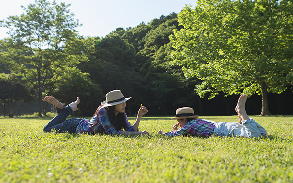 外遊び、子どもの年齢別でどう変わる?【発達の専門家に聞いた外遊びの効果 第3回】
