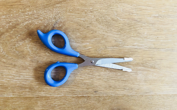 男の子のおうちヘアカット「失敗しない」ママでもできる“たったこれだけ4ステップ”