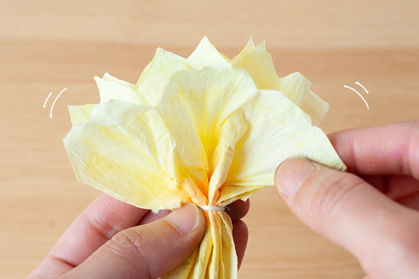 七夕飾りを子どもと手作り！　 簡単にできるにじみ絵の吹流し【昔ながらが”今”楽しい！レトロアートレシピ Vol.9】