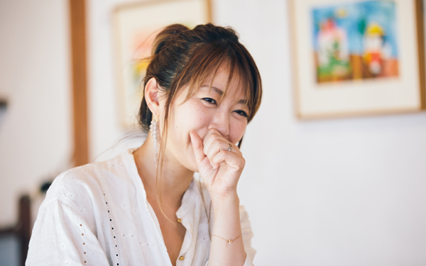 坂本美雨×Boojil対談Vol.1 アーティストであり、ママである。ふたりが語る母の悩みや子育てとは？