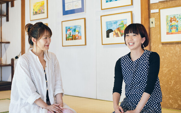 坂本美雨×Boojil対談Vol.1 アーティストであり、ママである。ふたりが語る母の悩みや子育てとは？