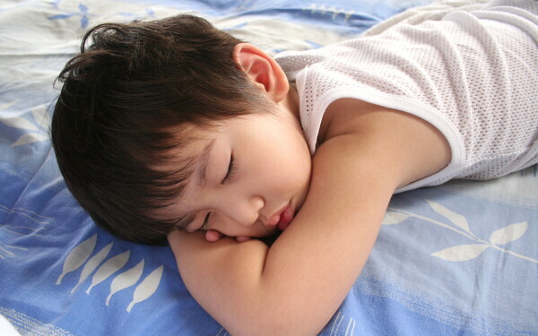 昼寝の時間が長くて子供不眠?! 夜にきちんとぐっすり寝てもらうために【ママがラクになる“赤ちゃんの寝かしつけ” 第4回】