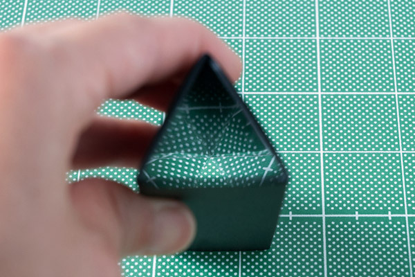 自由研究の工作に！ 100均グッズでできる万華鏡の作り方【昔ながらが”今”楽しい！レトロアートレシピ Vol.11】