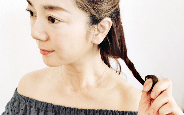 若作りに見えない時短ヘアアレンジ「3ステップで作るハーフアップ」