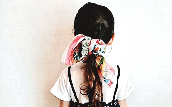 時短ヘアアレンジで脱オバサン化「大人の“こなれ編み”で作るアップヘア」