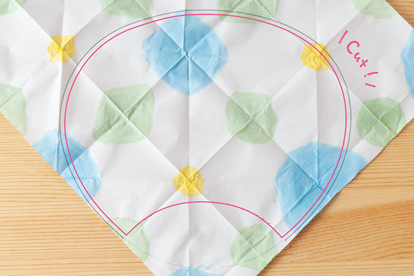 折り染めうちわの作り方！ 親子で楽しむ爽やかリメイク【昔ながらが”今”楽しい！レトロアートレシピ Vol.12】