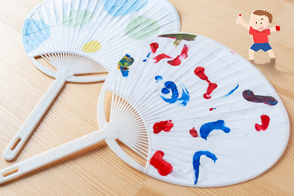 折り染めうちわの作り方！ 親子で楽しむ爽やかリメイク【昔ながらが”今”楽しい！レトロアートレシピ Vol.12】